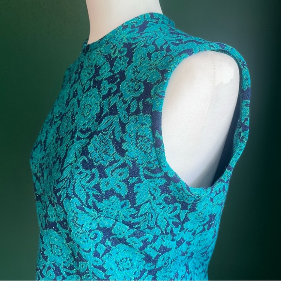 Vintage 1960’s Tunic Style Sleeveless Floral Metallic Top - Picture 6 of 12